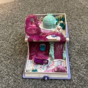 Polly Pocket Vintage Adventure Book vol 2 Winter Wonderland Sparkle Snowland